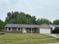 Building Photo - 654 Longview Dr