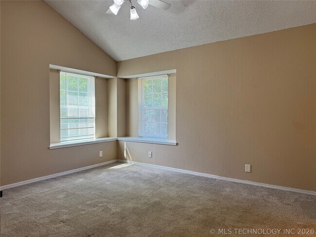 Building Photo - 7540 S Trenton Pl