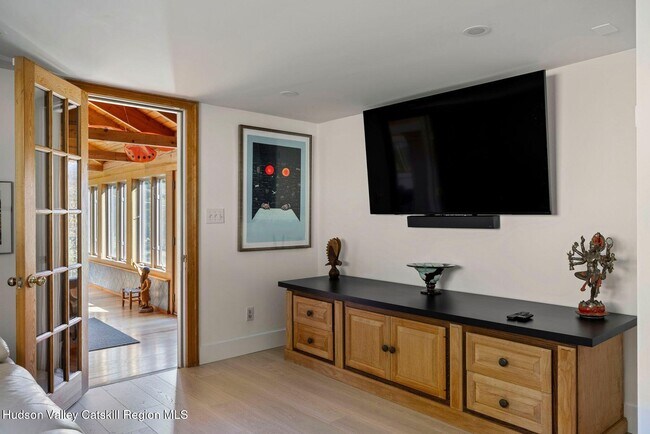 Building Photo - 114 Chase Rd