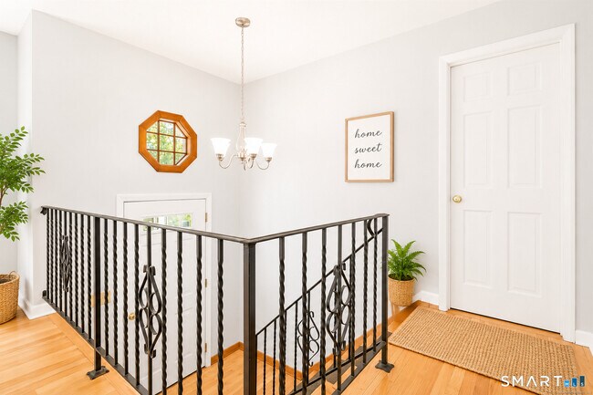 Building Photo - 677 Woodtick Rd