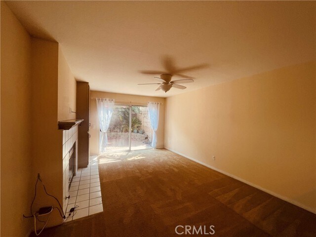 Building Photo - 928 Lotus Cir