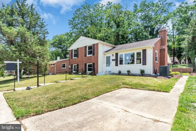 Building Photo - 7536 Abbington Dr