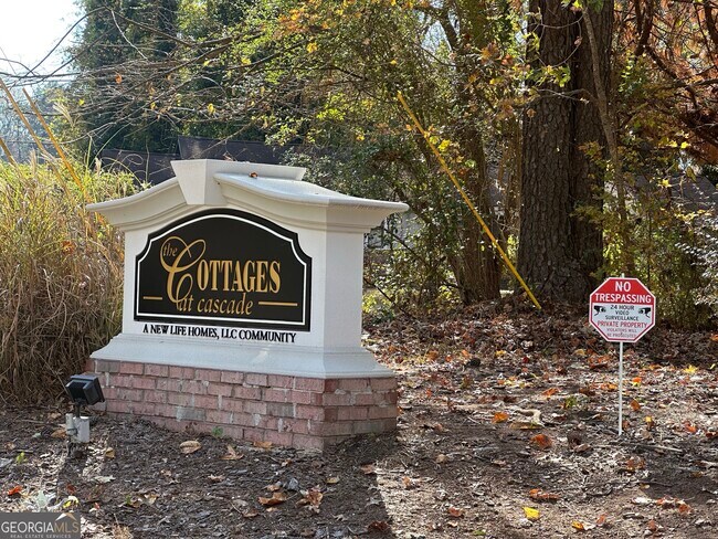 Building Photo - 124 Cottesford Dr SW