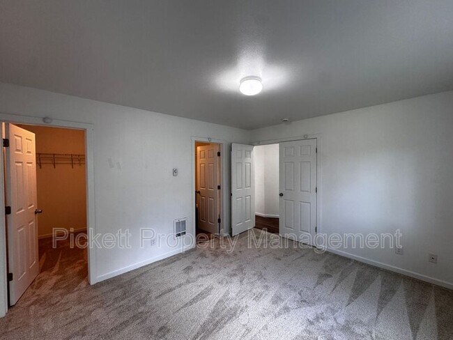 Building Photo - 1220 Audrey Ave