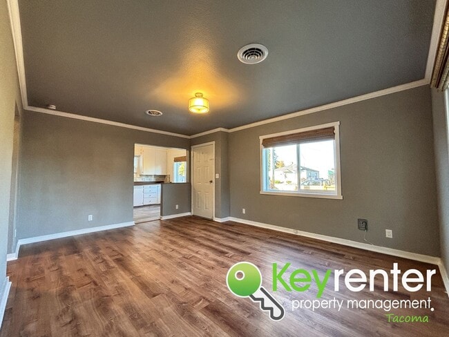 Building Photo - Charming 2 Bedroom Home for Rent in Tacoma...