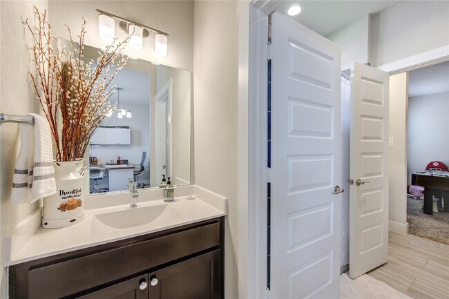 Building Photo - 3810 Colorado Bend Dr