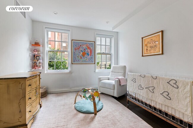 Building Photo - 96 Barrow St