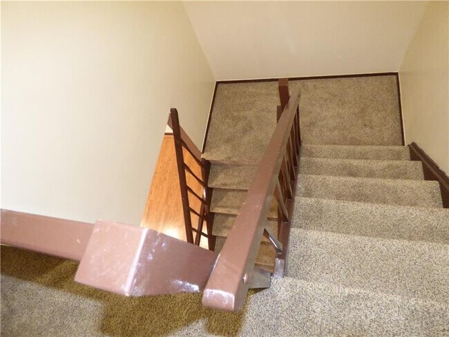 Building Photo - 794 Wheatland Cir