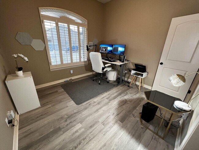 Building Photo - 3267 Percheron