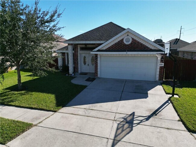 Building Photo - 31 Butkus Dr
