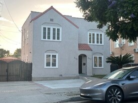 Building Photo - 217 Sinclair Ave