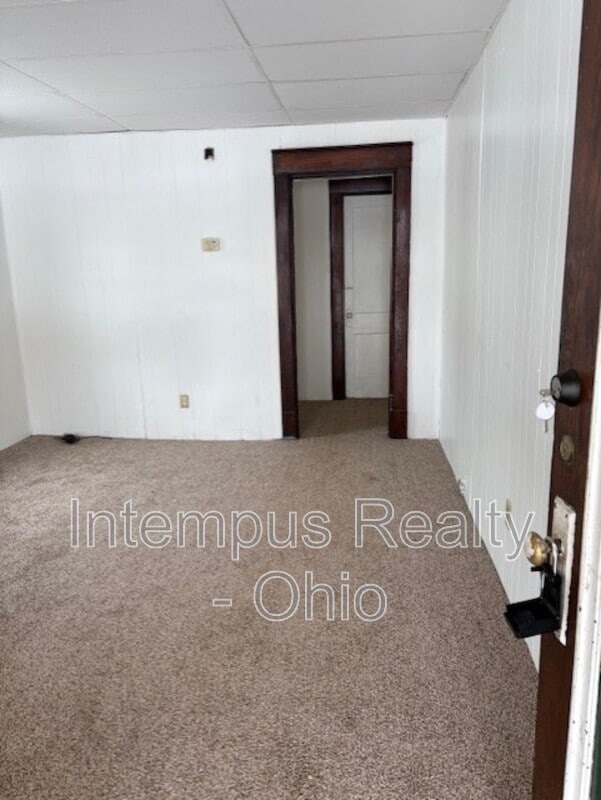 Building Photo - 633 Cassius Ave