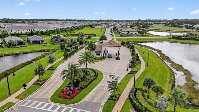 Building Photo - 1657 Serena Ave