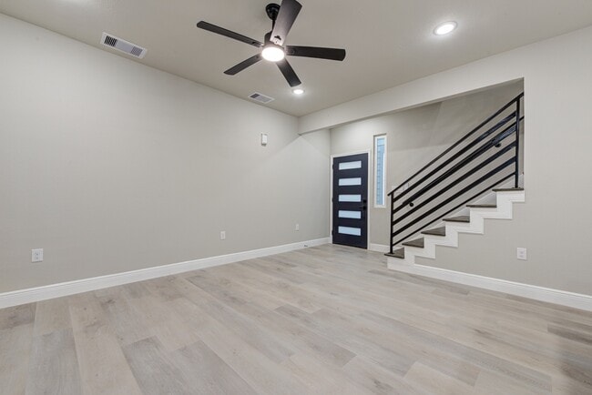 Building Photo - 19112 Sears Dr