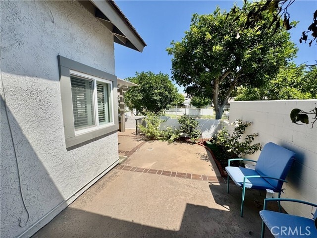 Building Photo - 12422 Tudor Way