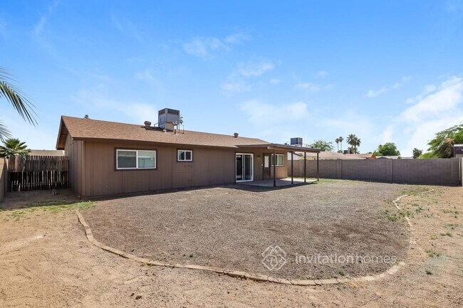 Building Photo - 4558 W Onyx Ave