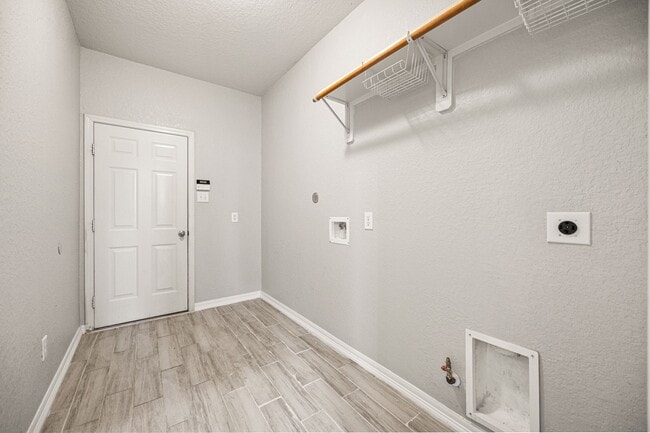 Building Photo - 21018 Oakley Hill Ct