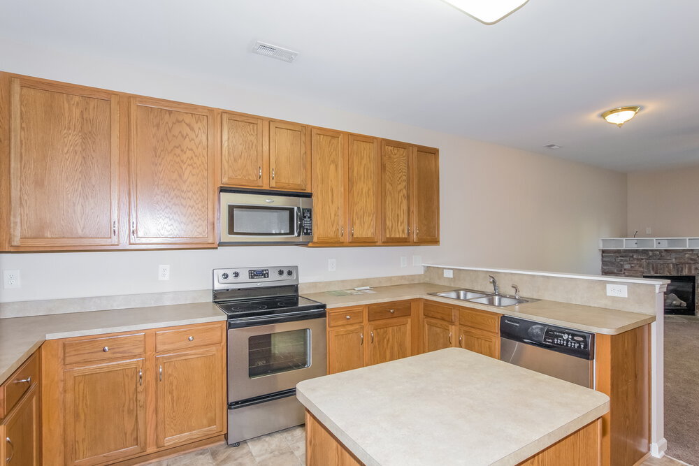 Building Photo - 10926 Slalom Hill Rd