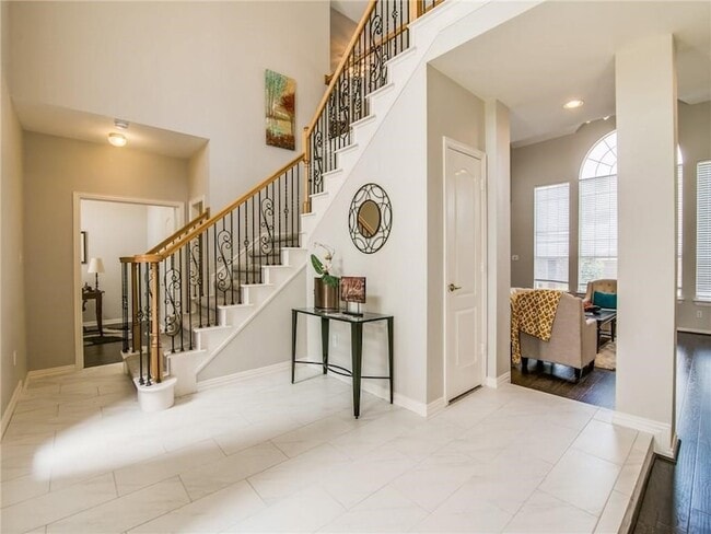 Building Photo - 4425 Cityview Dr