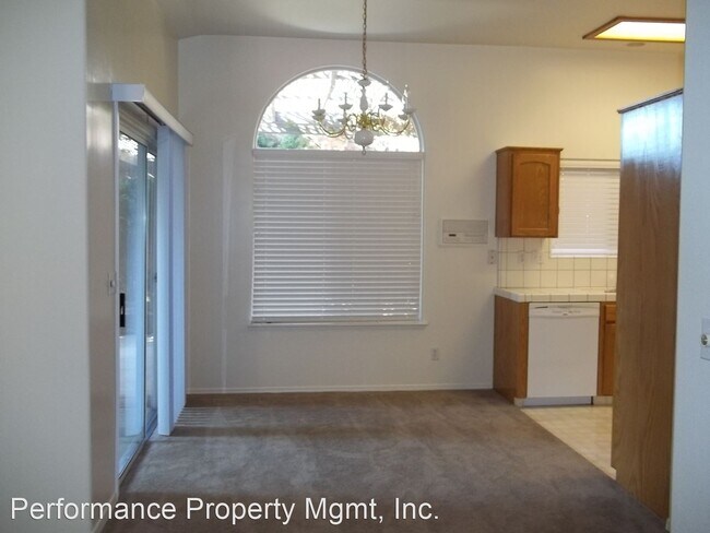 Building Photo - 3 br, 2 bath House - 7536 N. Trellis Circle