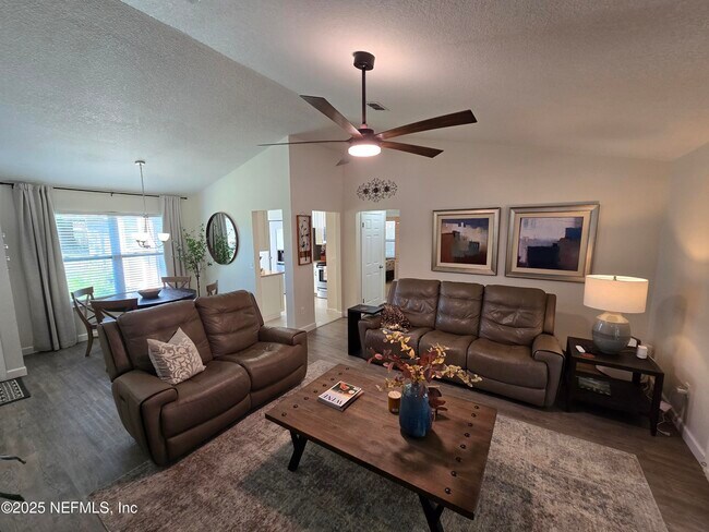 Building Photo - 7769 Andes Dr