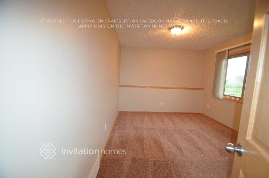 Building Photo - 713 3rd St SW