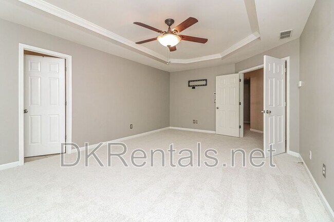 Building Photo - 1072 Blankets Creek Dr