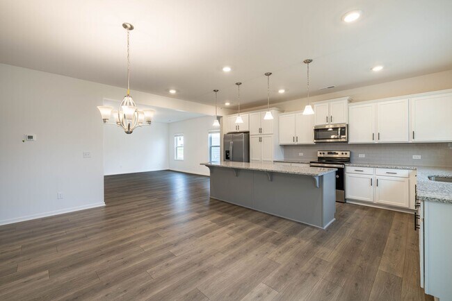 Building Photo - BEAUTIFUL 3 Bedroom Home - Stonebridge Fairways - AVAILABLE NOW