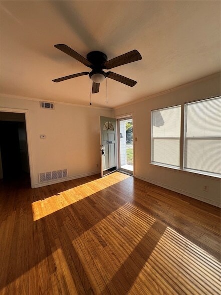 Building Photo - 3612 Earle Dr