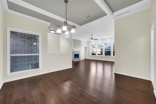 Building Photo - 3115 Creekside Dr