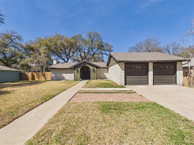 Building Photo - 9400 Longvale Dr