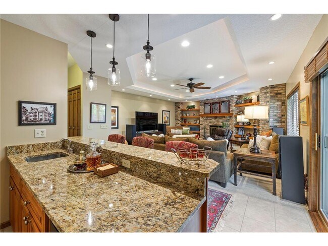 Building Photo - 9378 Olympia Dr