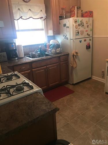 Building Photo - 25 Billings St