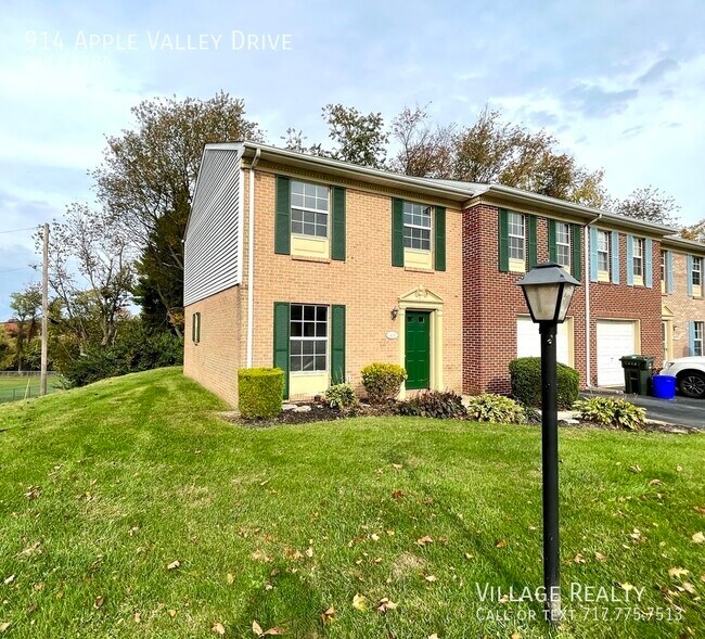 Building Photo - 914 Apple Valley Dr