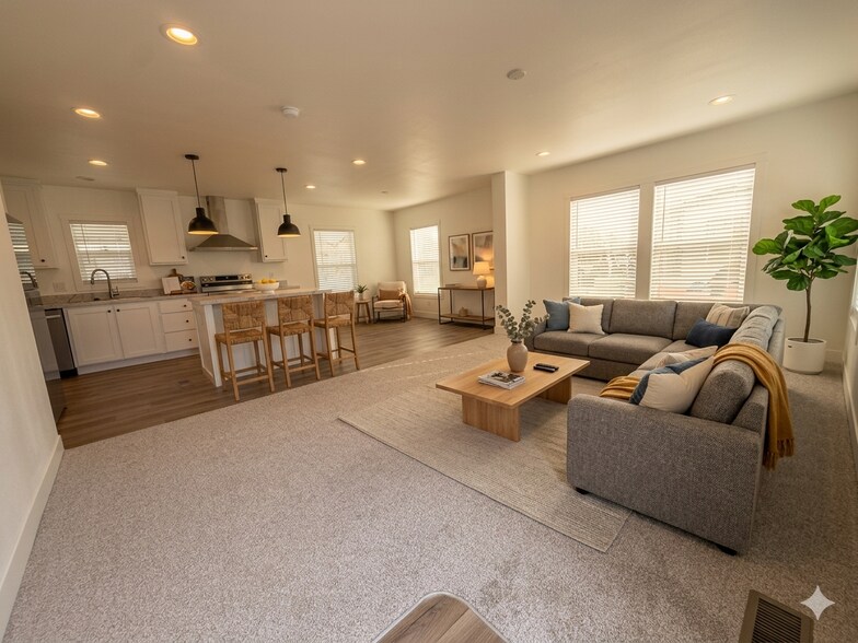 Building Photo - 3601 E Wyoming Ave