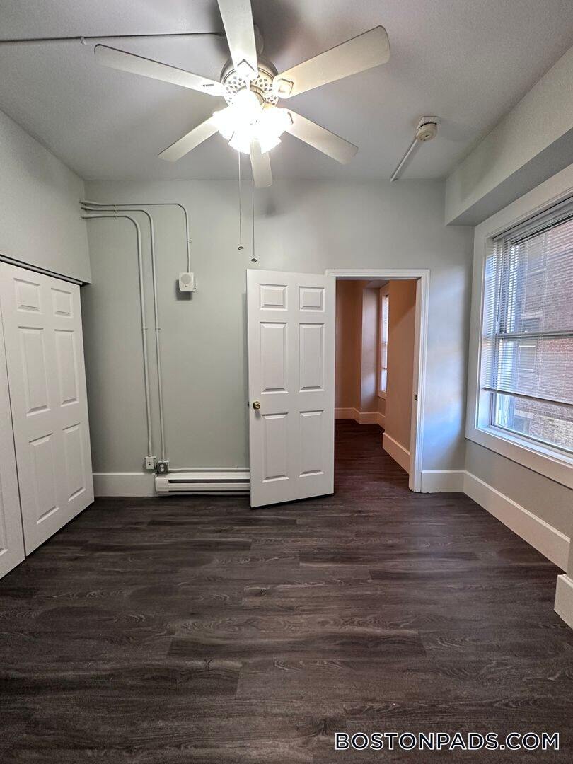 Building Photo - 50 Franklin St