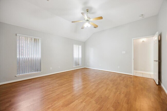 Building Photo - 1824 Chasewood Dr