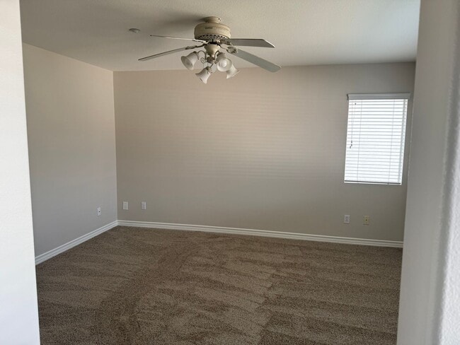 Building Photo - Updated home near Sycamore Canyon available for lease