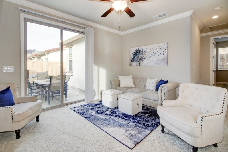 Building Photo - 613 Morning Glory Cir