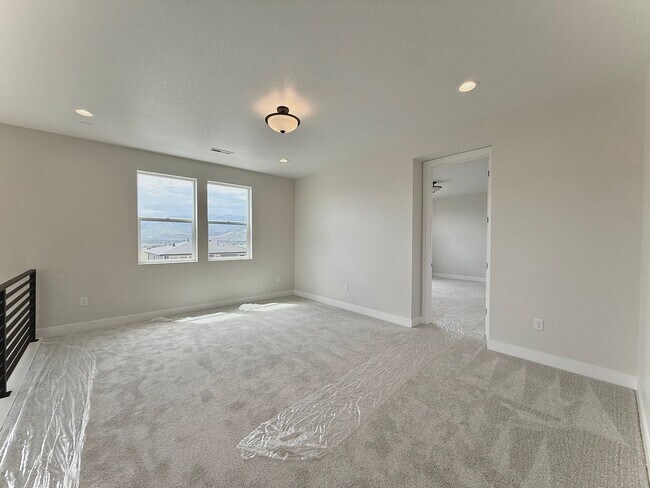 Building Photo - 2179 N Paradise Flt Ln