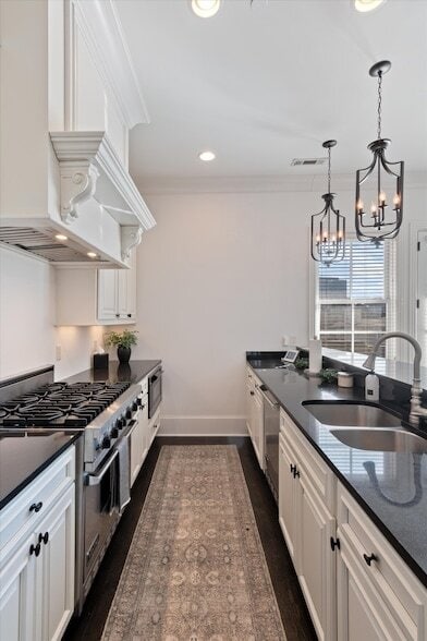 Building Photo - 3127 Parthenon Ave