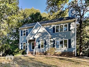 Building Photo - 2701 Moorsfield Ct