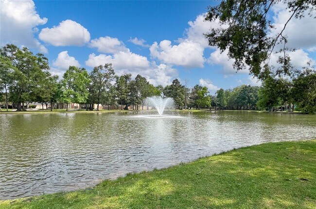 Building Photo - 13335 White Ibis Dr