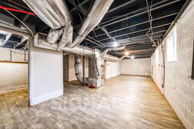 Building Photo - 330 Harlem Ave