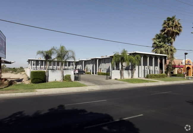 Building Photo - Union Avenue Townhome Apartments