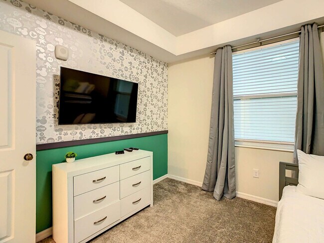 Building Photo - 3131 Paradox Cir