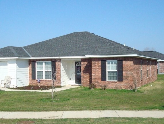 Primary Photo - Dogwood Apartments