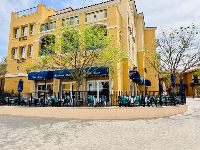 Building Photo - Live in the heart of Lake Las Vegas Village!