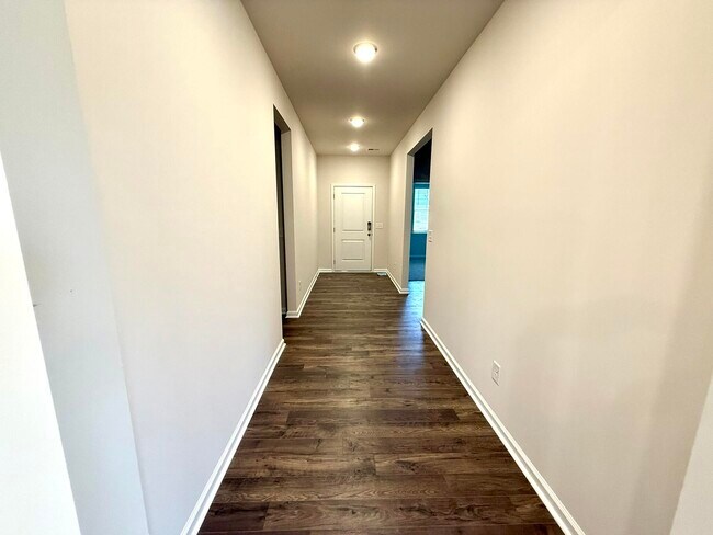 Building Photo - 9093 Malahide Ln