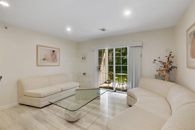 Building Photo - 2101 Jacobs Hill Rd